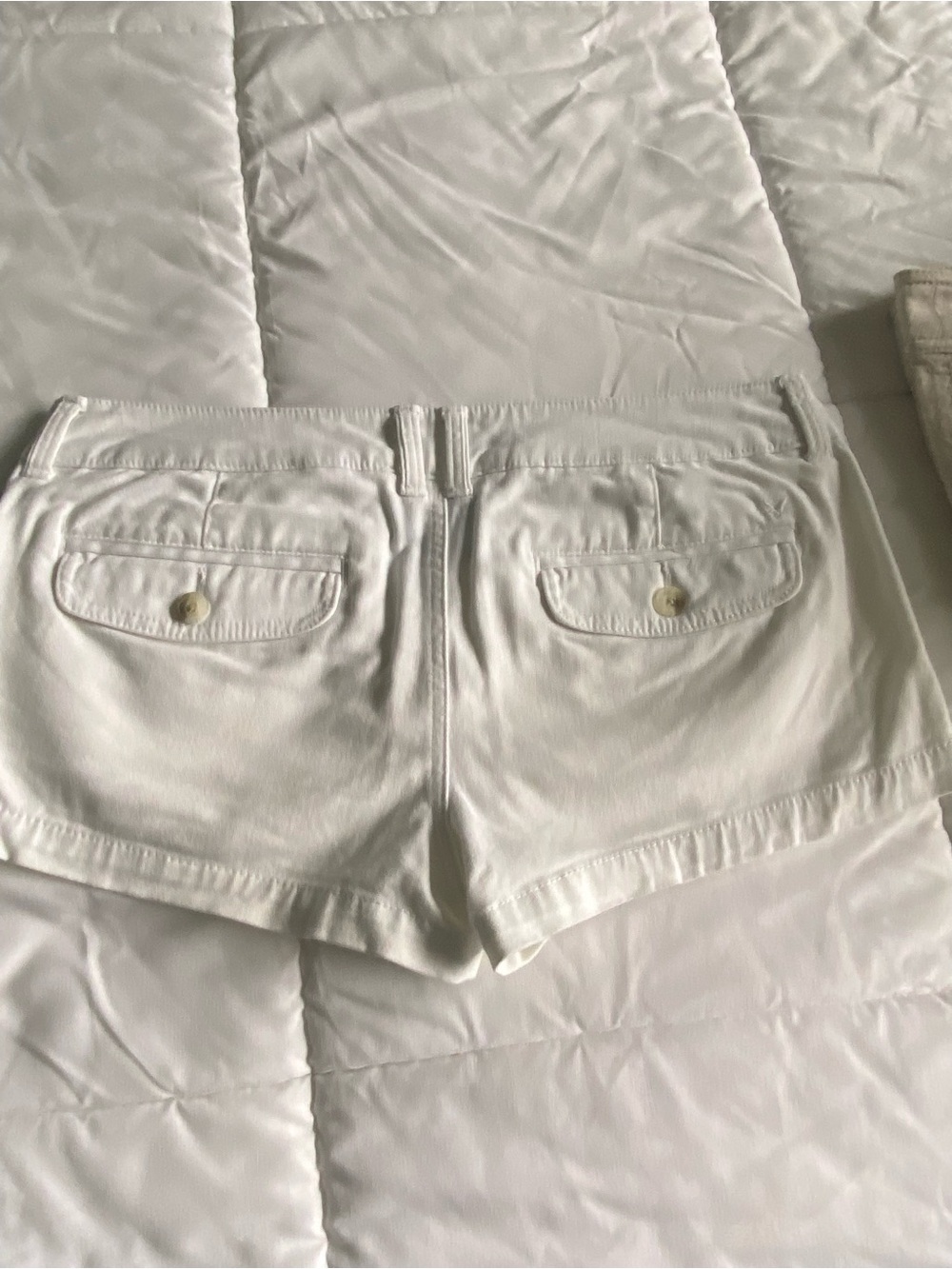 Bundle of 3 pair shorts. EXPRESS, American Eagle, Heritage 1981 - Picture 7 of 11